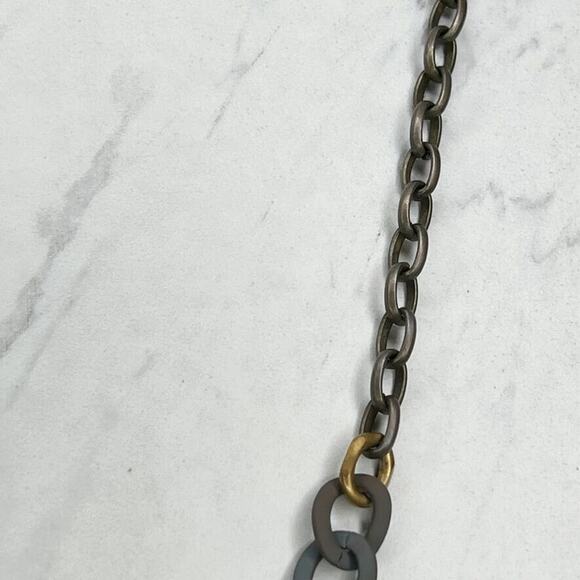 BD Long Metal Chain Link and Coated Link Statement Necklace - Picture 5 of 12